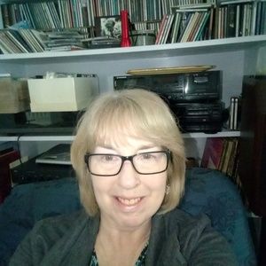 Meet your Posher, Gayla